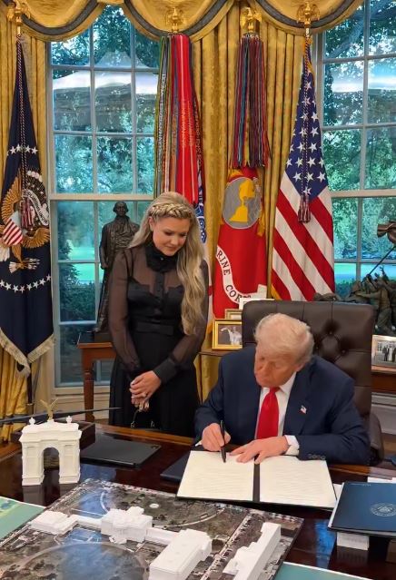 Analyst Rich Greenfield has suggested an unusual strategy for Comcast to secure Trump’s support in its Warner Bros. Discovery bid. (Image by @mrserikakirk via Instagram)