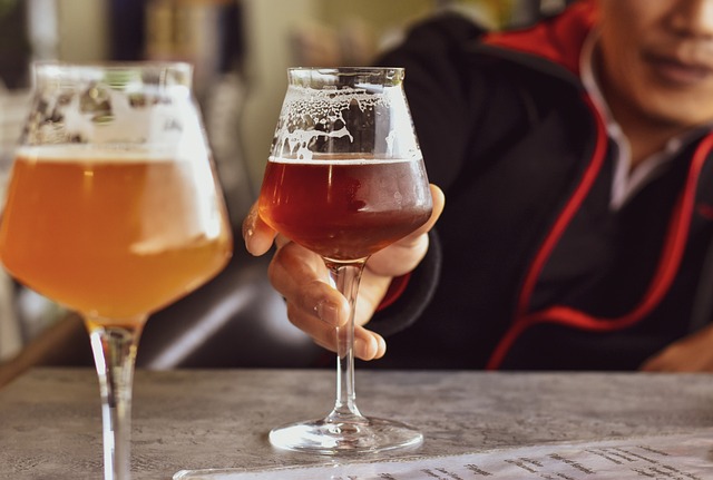 Sir Keir Starmer has vowed to cut red tape restricting pubs from hosting live music and food pop-ups. (Image by Mrdidg via Pixabay)