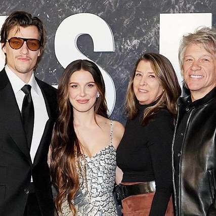 Jovi says he is grateful to fans for their patience during his recovery. (Image by @jonbonjovi via Instagram)